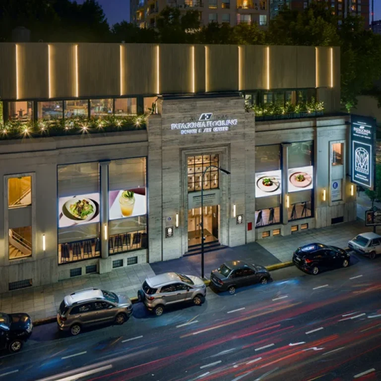 Portada - pantalla-interior-vidriera-Patagonia-Flooring-extra-brillo2