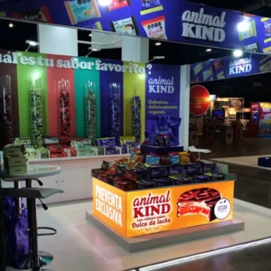 10-Isla-led-stand-pantalla-exposiciones-cubo-expogolosinas-alquileres