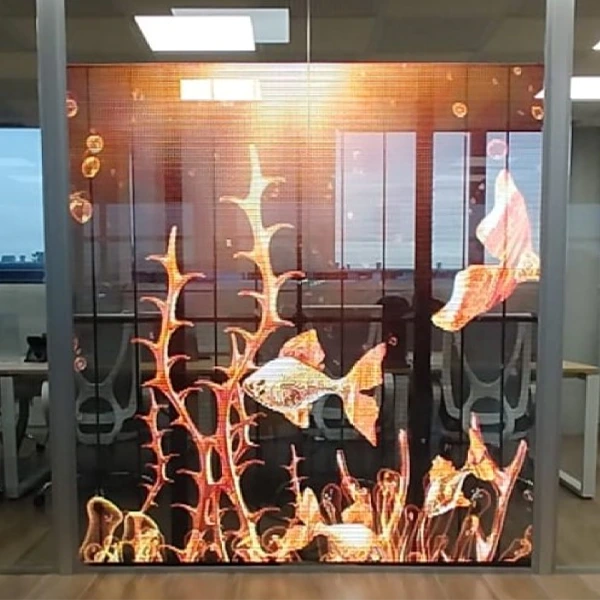 Pantallas Transparentes Multiled en Oficina de concesionaria de autos